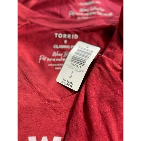 Torrid 0 Red V-Neck I Was Not Made to be Subtle Long Raglan Sleeve Tee - Picture 4 of 5